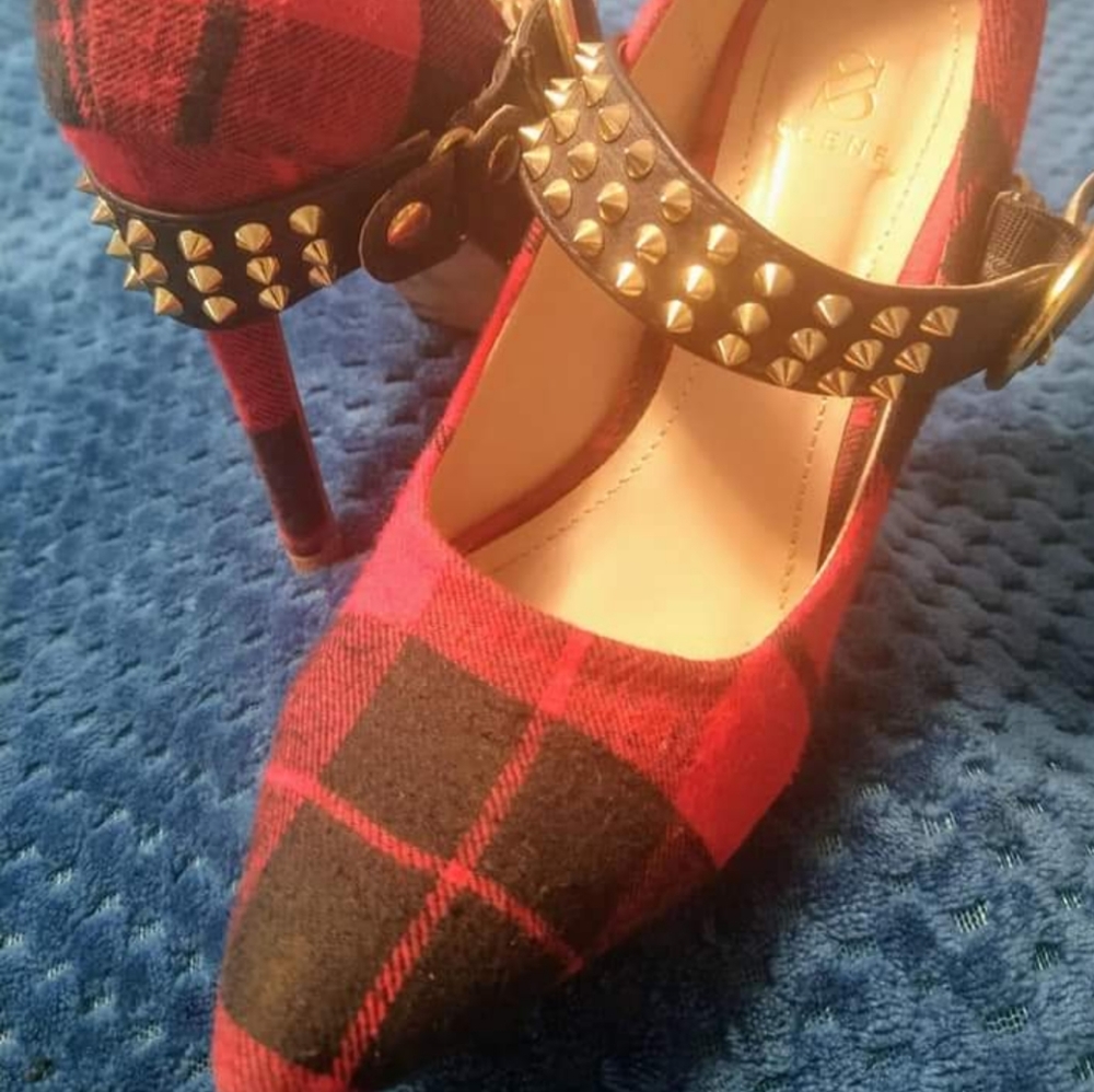 Size 6 heels